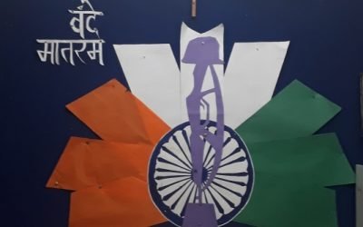 INDEPENDENCE DAY & PATRIOTIC SINGING